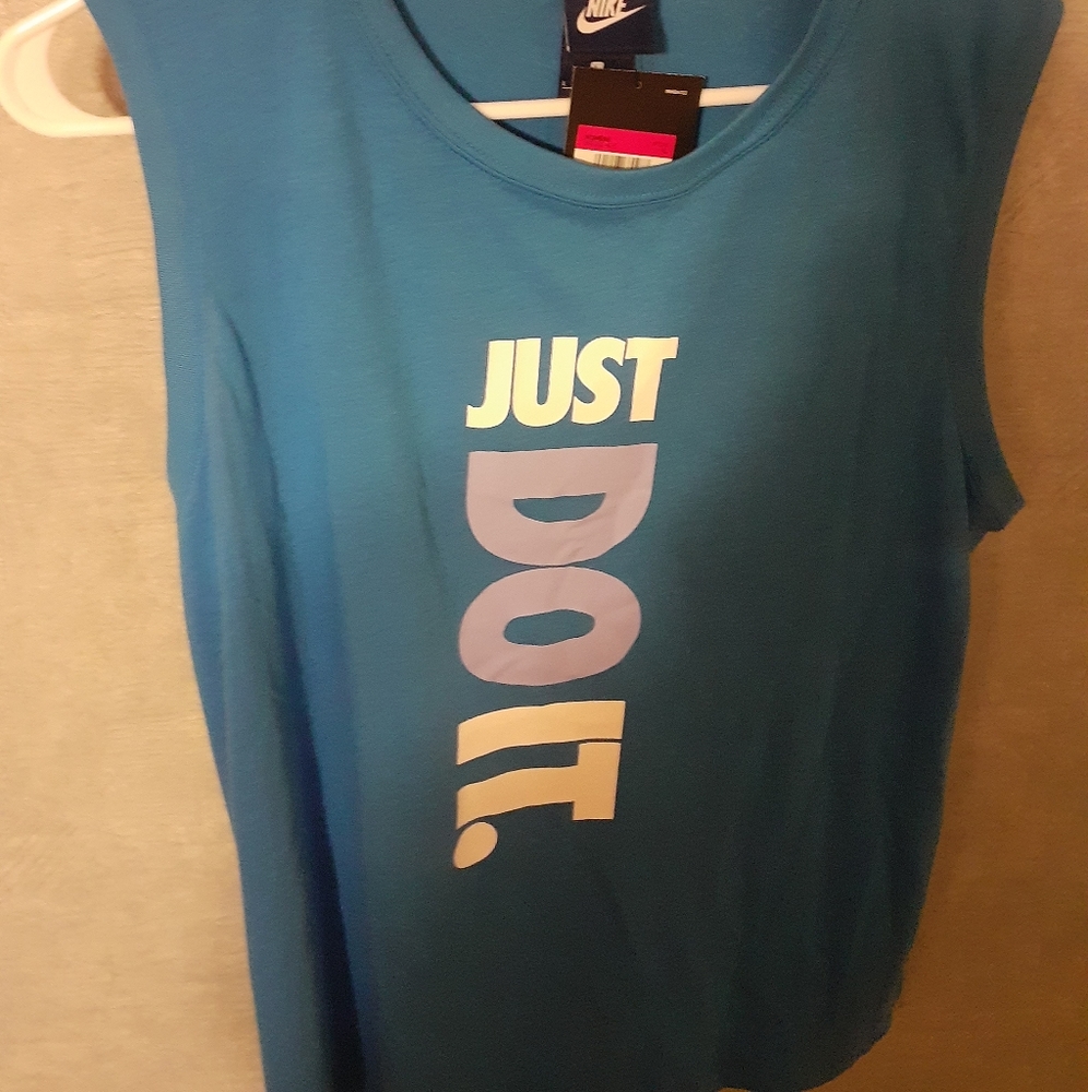 Nike Sleeveless Tee